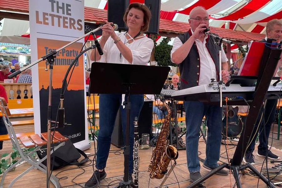 Das LETTERS TRIO live im Festzelt auf der Regensburger Dult